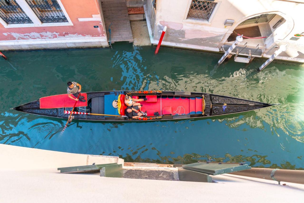 Ca' Laura - San Marco Canal View Venedig Eksteriør billede